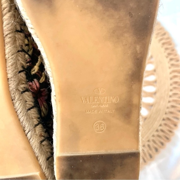 Valentino Garavani Butterfly-Embroidered Fabric Espadrilles in Black/Multi EU 36 - Picture 9 of 14